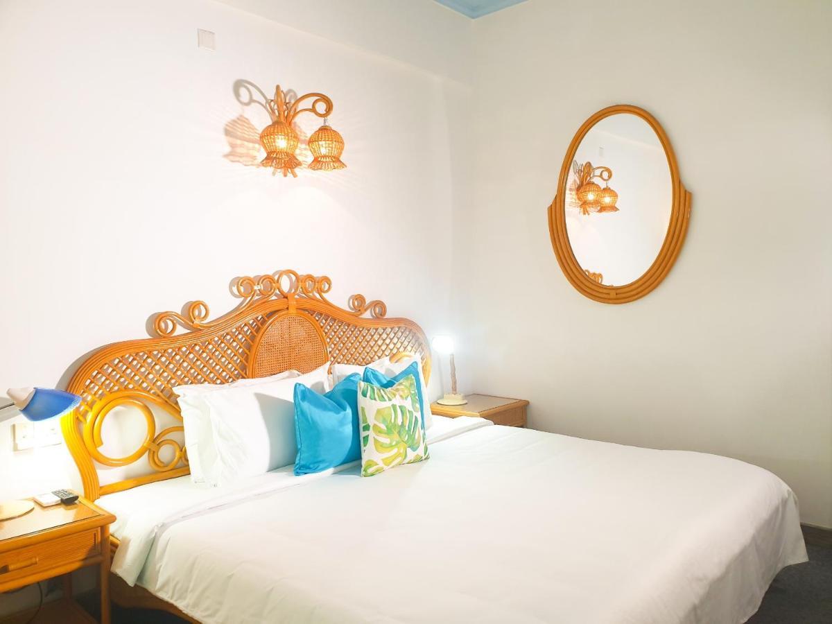 Green Ant Hotel Нячанг Екстер'єр фото