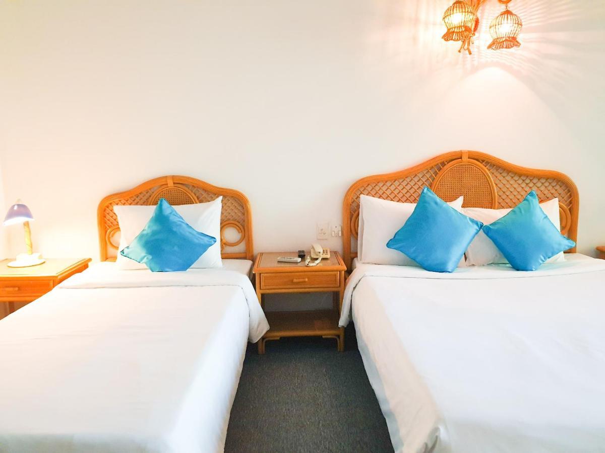 Green Ant Hotel Нячанг Екстер'єр фото