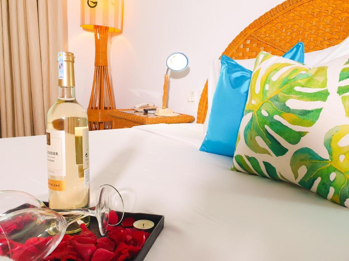 Green Ant Hotel Нячанг Екстер'єр фото