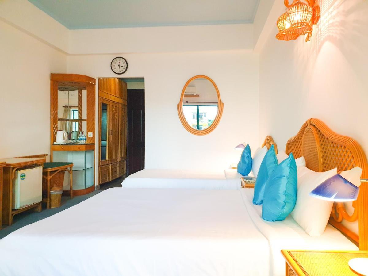 Green Ant Hotel Нячанг Екстер'єр фото