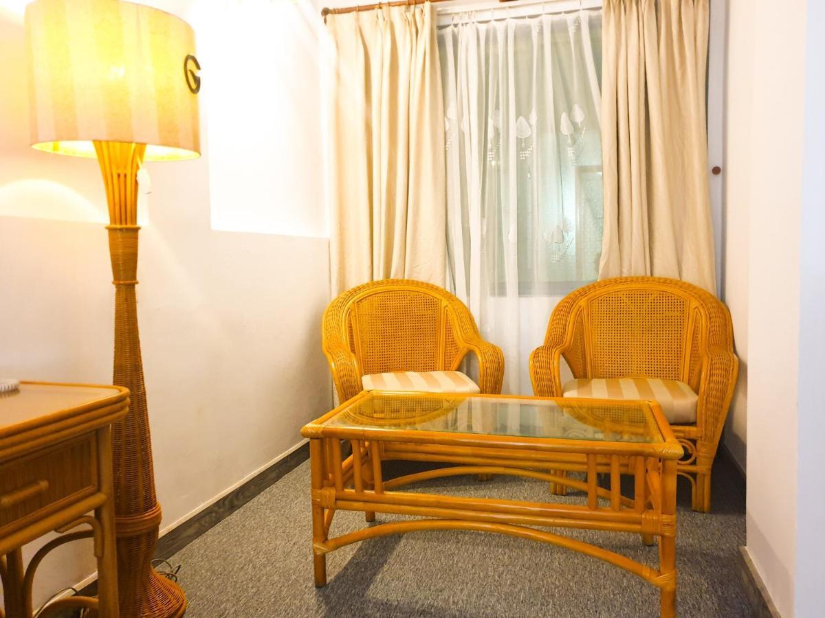 Green Ant Hotel Нячанг Екстер'єр фото