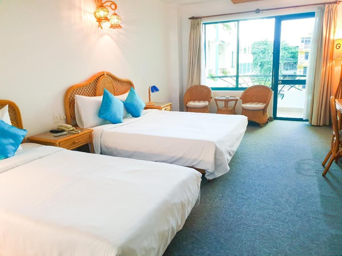 Green Ant Hotel Нячанг Екстер'єр фото