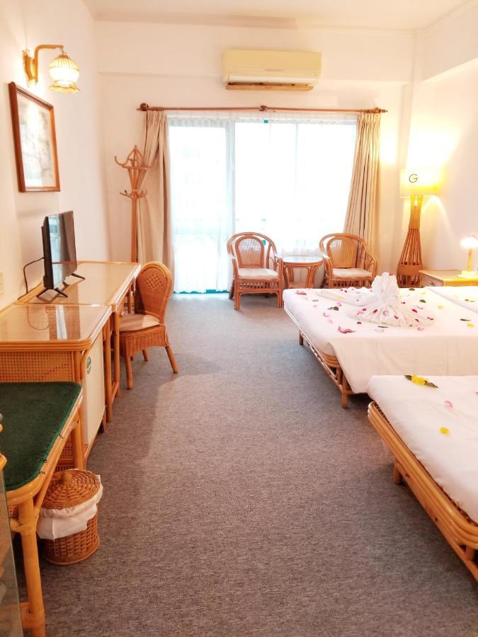 Green Ant Hotel Нячанг Екстер'єр фото