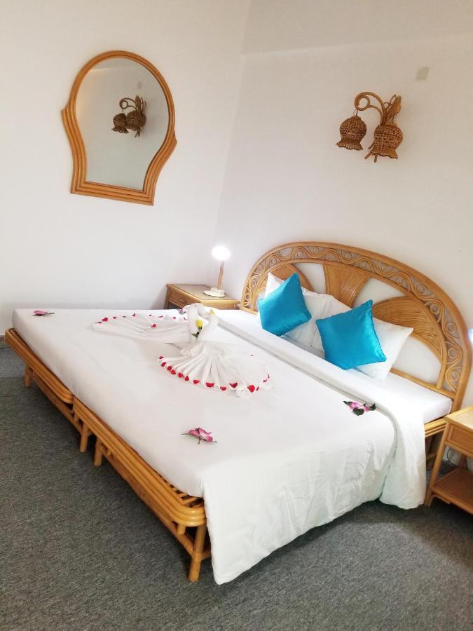 Green Ant Hotel Нячанг Екстер'єр фото
