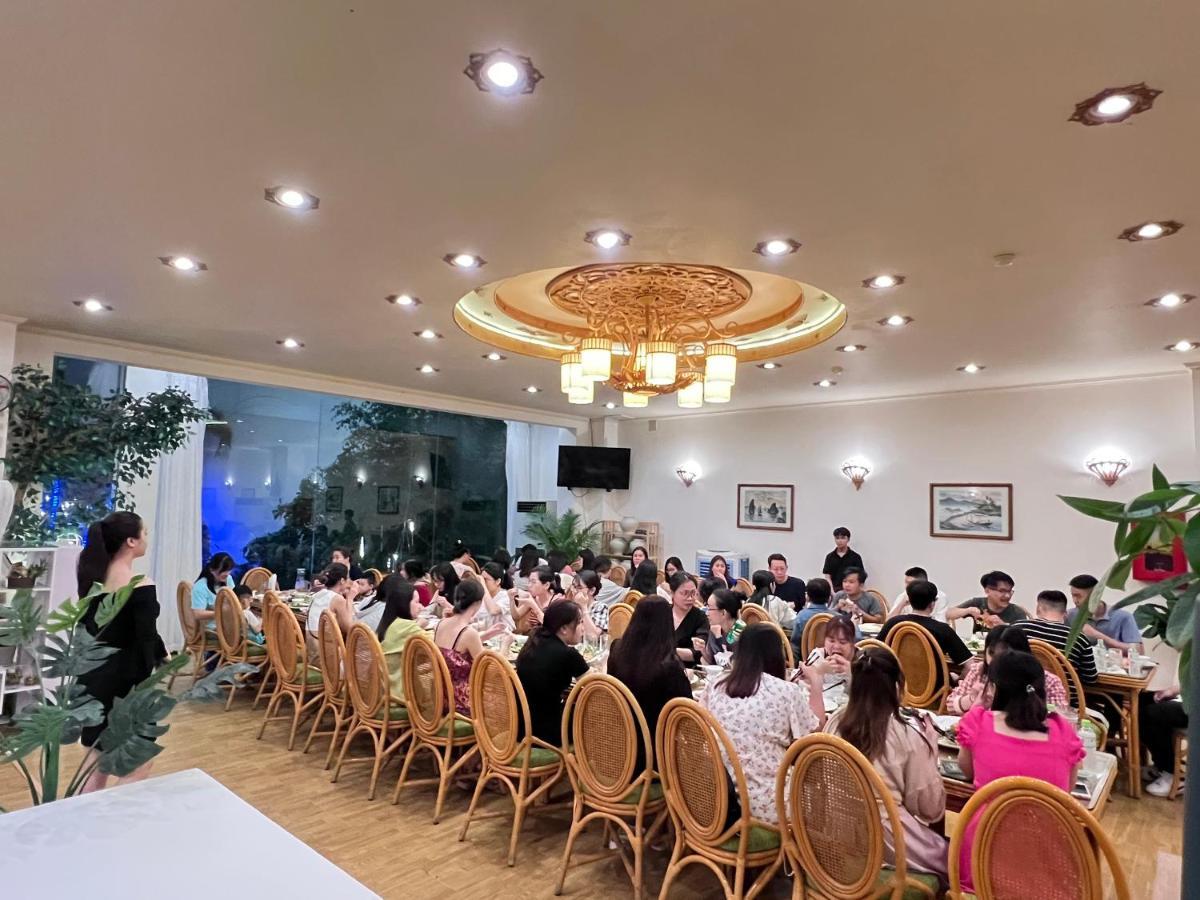 Green Ant Hotel Нячанг Екстер'єр фото